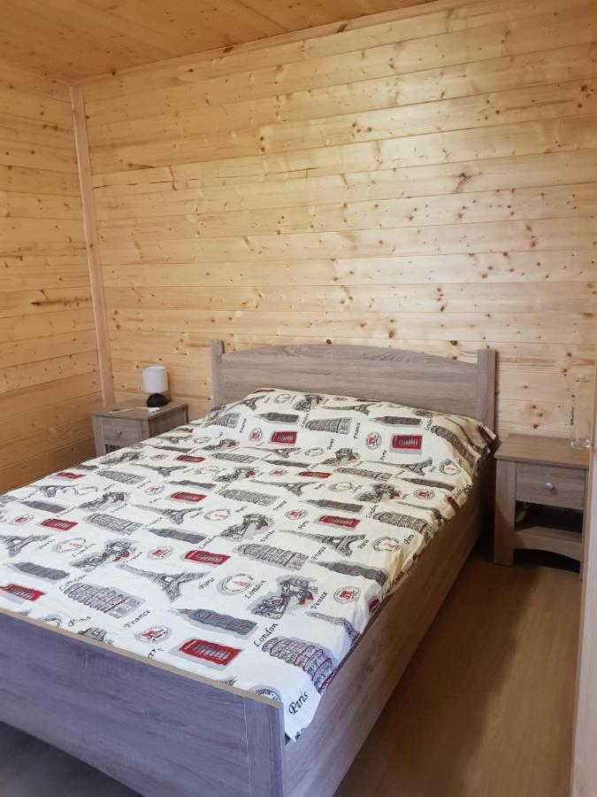 Бунгало парк Summer Life Hotel Тюленово Екстериор снимка